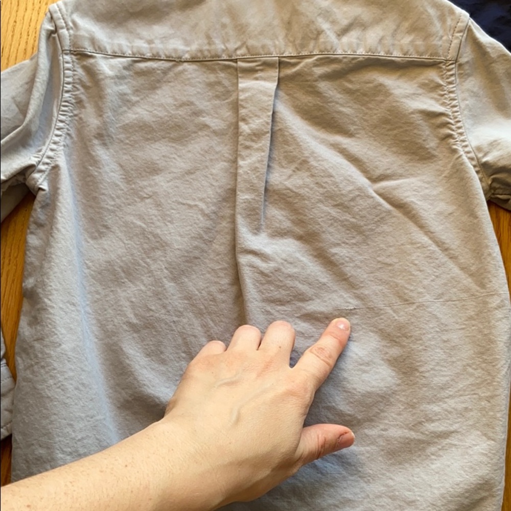 Ralph Lauren boys button down shirt. Size 3t - Picture 9 of 9